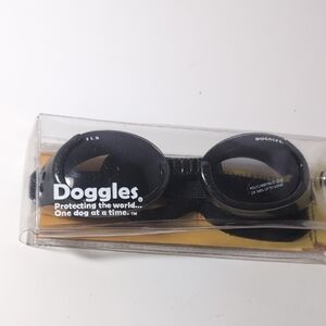 Doggles Black Dog Goggles, Medium